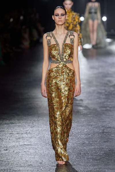Look 33